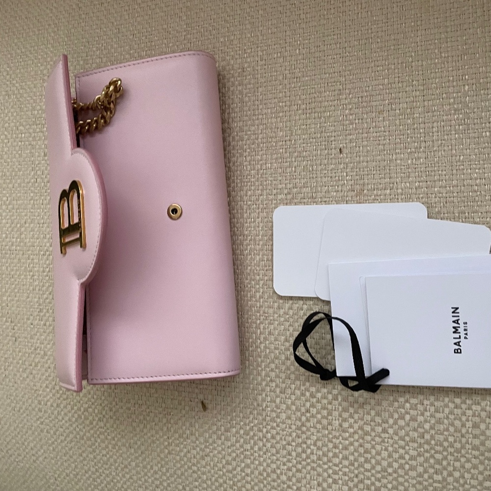 Balmain B-Buzz Wallet on Chain (Leather Clutch)